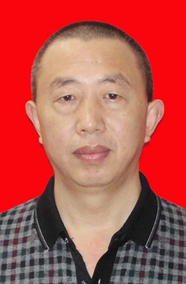 黃先清登記照_副本.jpg
